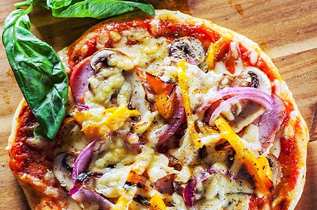 Kid's Make & Take Pita Pizzas Recipe